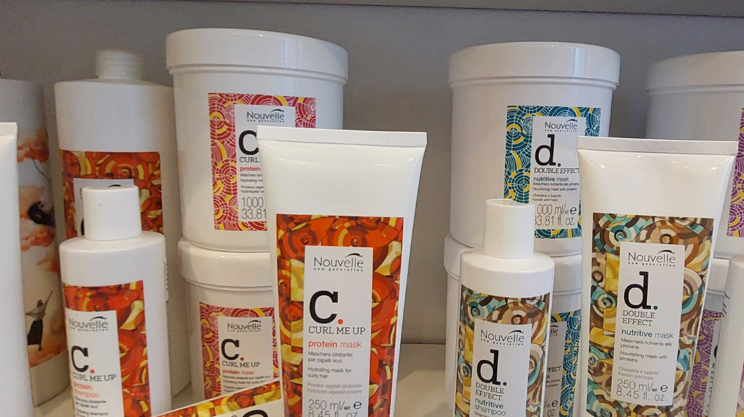 Nejčastější chyby v péči o vlasy a jak se jim vyhnout